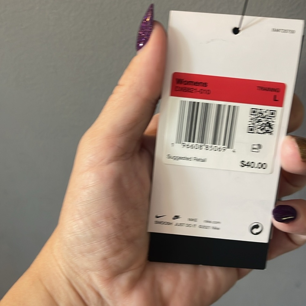 Nike black, medium support sports bra. - Picture 6 of 6